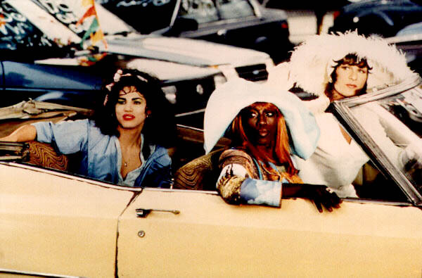 Вонг Фу, с благодарностью за все, Джули Ньюмар - To Wong Foo Thanks for Everything, Julie Newmar